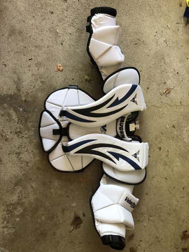 New Vaughn Velocity V5 7800 Goalie Chest Protector Junior