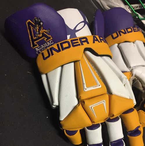 Coquitlam Adanacs Jr A Gloves