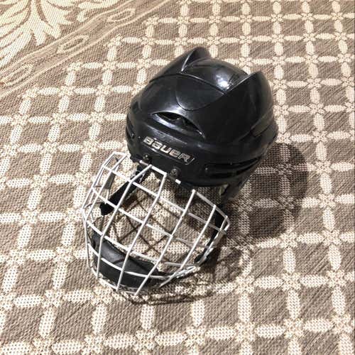 Bauer 9900 With CCM White Cage