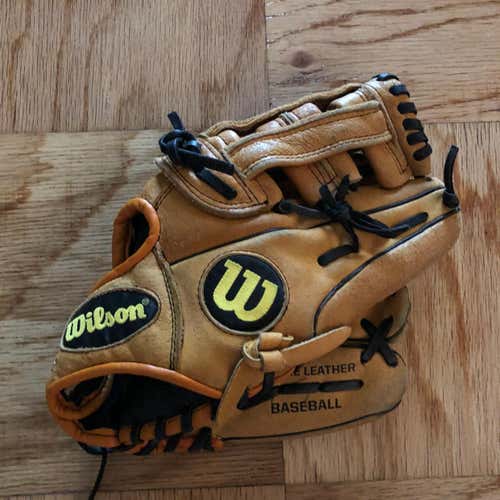 Wilson A450 Series Glove A0450BBDW5 (11”)