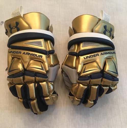 Notre Dame Team-issued Under Armour Gloves (NEW)