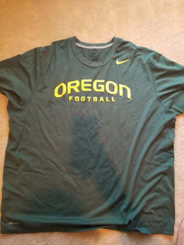 Team issued Oregon Football Workout Shirt