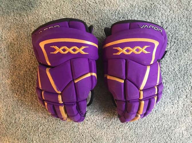 Bauer Vapor XXX St. Mike’s 14”