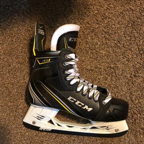 CCM SuperTacks AS1 - 8D