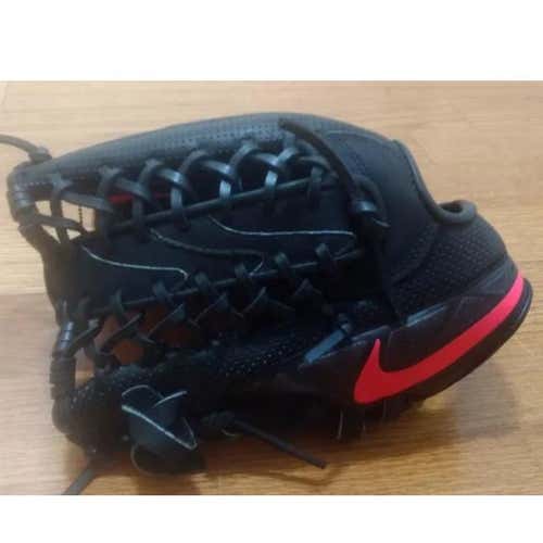 Brand New Nike MVP Select Glove