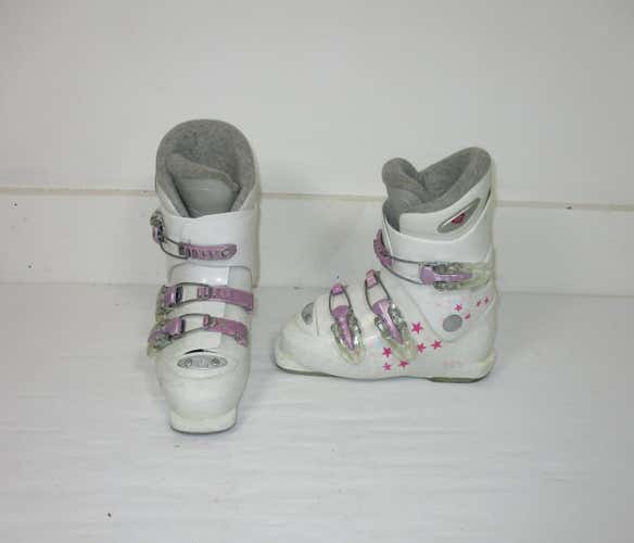 Used White Roxy Boots Size 20.5 (URB46)