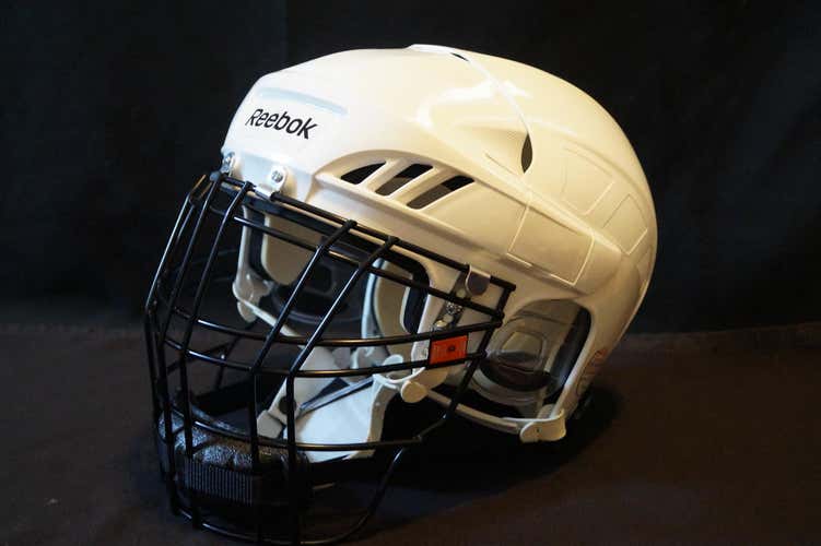 "BNWT" White Reebok Adult Large Box Helmet with "New" Black Maximum Lacrosse Facemask