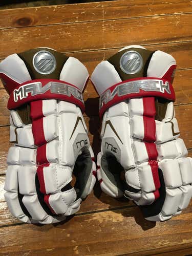 Unused Maverik M4 Gloves. Brown University issued