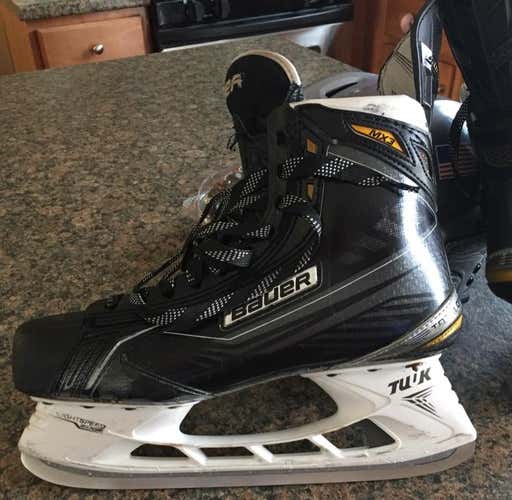 Bauer MX3’s 8.5 EE Skates
