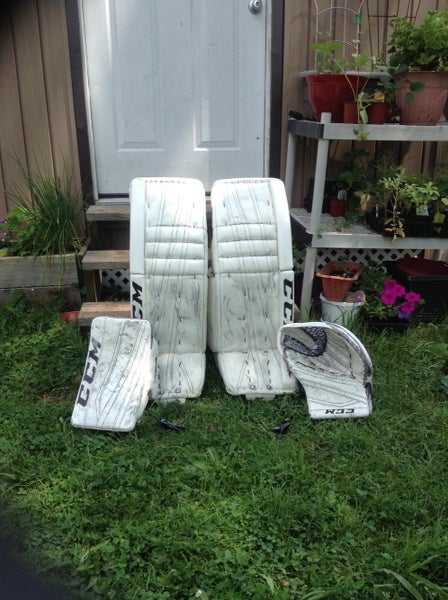 CCM Extreme Flex II Pro Goalie Equipment (Full Set) Senior 34+2