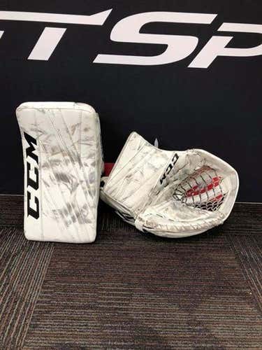 CCM Extreme Flex III Goalie Glove & Blocker Regular Senior
