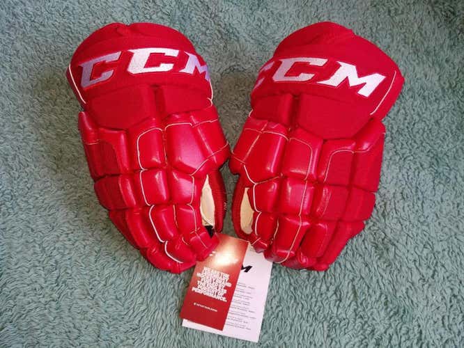 New CCM Gloves Pro Hg41