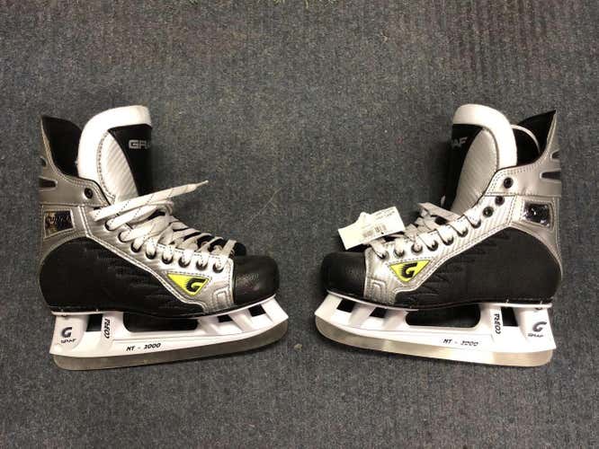 New Graf Supra 735 Skates Senior Size 7.5
