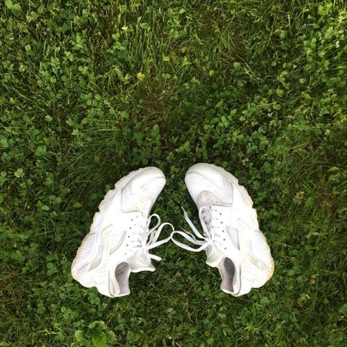 Nike Air Huarache (size 12)