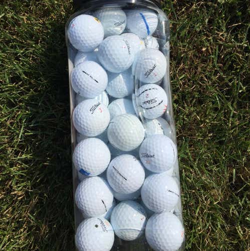 TITLEIST Golf Balls 48 Balls 4 Dozen Like New