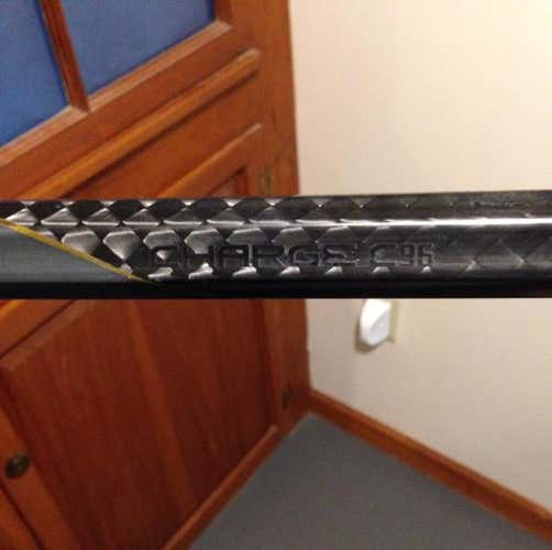 Under Armour Charge C96 Attack Shaft