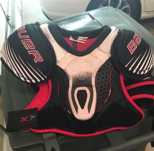 Bauer Vapor 7.0 Shoulder pads