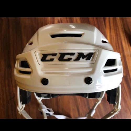 CCM Resistance Helmet