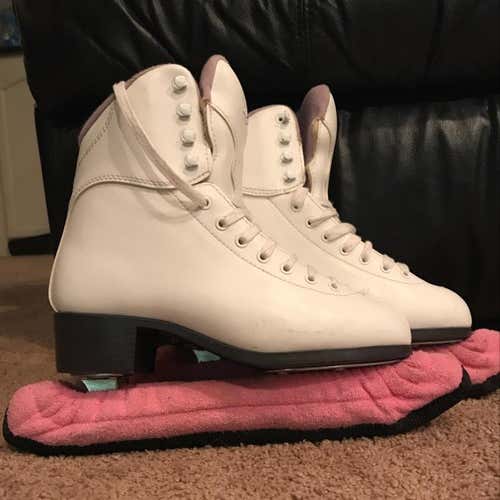 Figure Skates In Good Condition