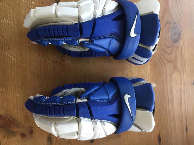 Duke Team-Issued Nike Vapor Gloves
