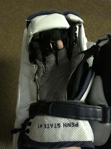 Vaughn Velocity V6 2000 Pro Goalie Glove & Blocker Regular Senior
