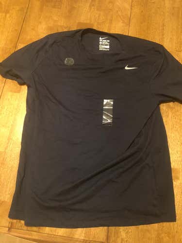 New Nike XL Navy Blue Tee