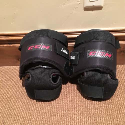 CCM Thigh Pads