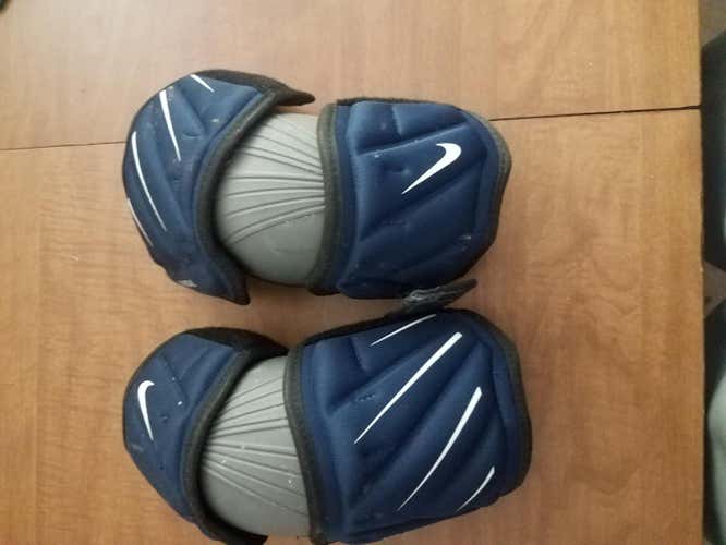 *PLEASE BUY* Used Nike Vandal  Arm Pads *(PLEASE MAKE OFFERS)*