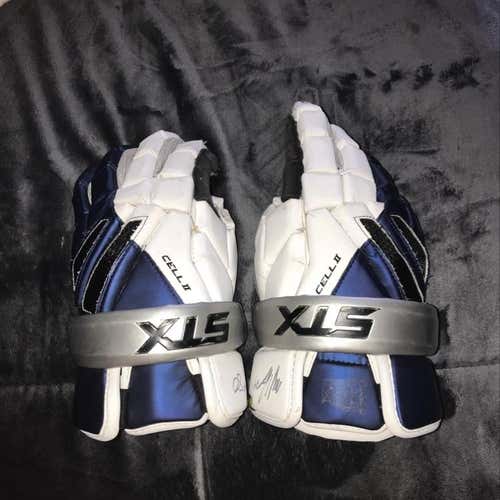 STX Cell 2 signed gloves Boston Cannon players 2016