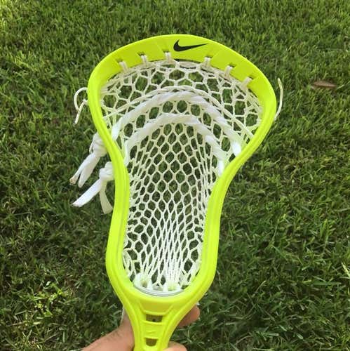 FLASH SALE!!! New Nike Lakota U Strung With Performance Mesh