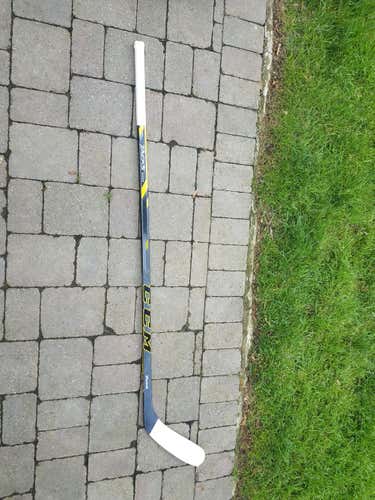 NEED GONE CCM tacks 3052 left stick 60 flex, landeskog