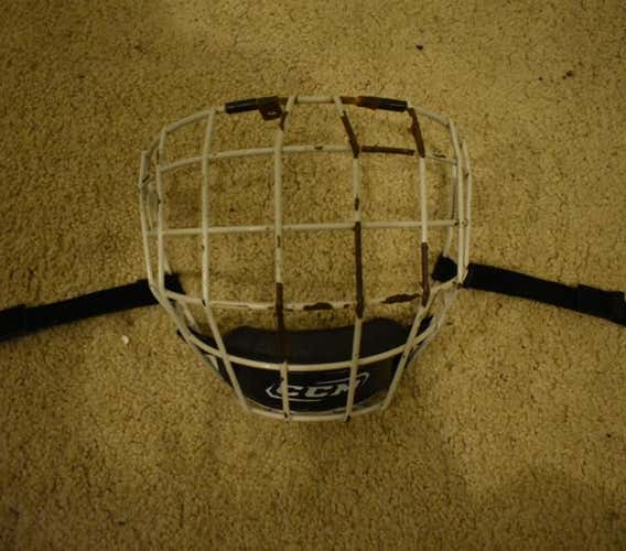 CCM Cage (medium)