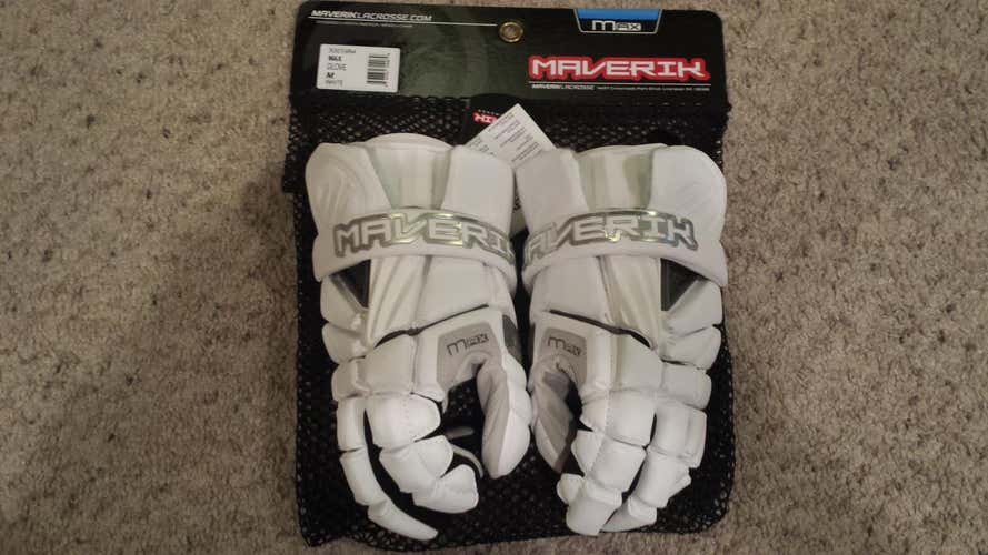 ***BNWT***MAVERIK MAX Gloves - Med.