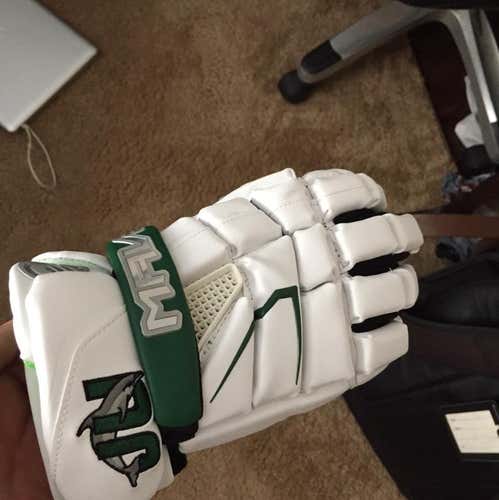 Brand New Jacksonville University Gloves