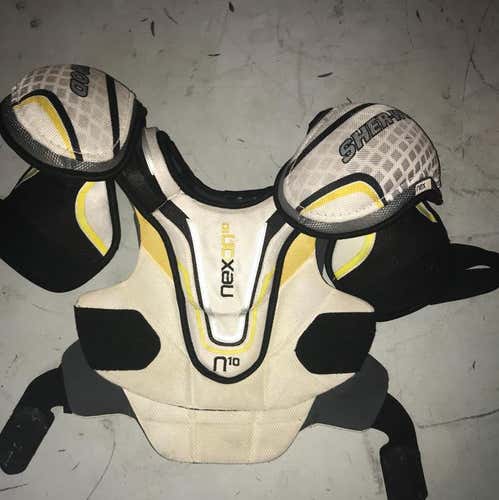 Sherwood Nexon10 shoulder pads - Senior small