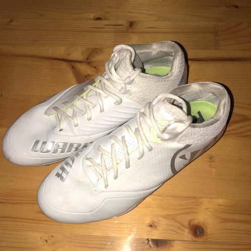 LIKE NEW Warrior Burn Pro Cleats