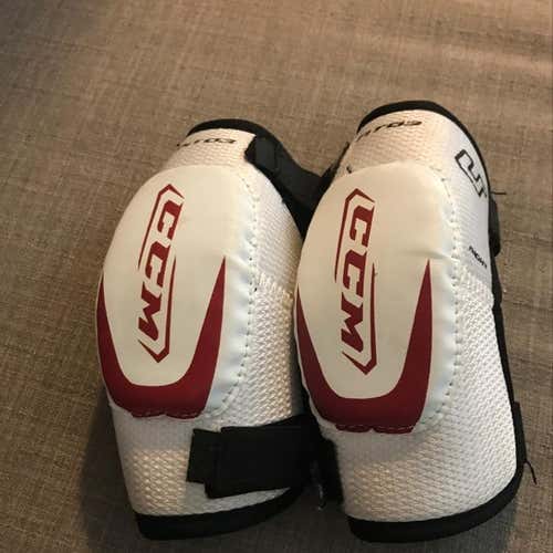 CCM elbow Pads