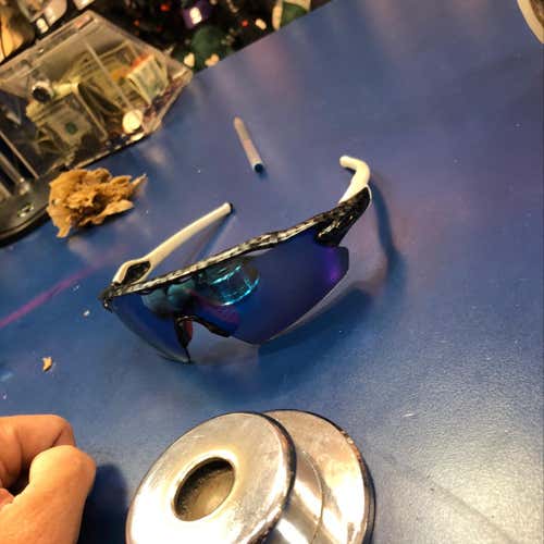 Oakley Radar EV Custom Carbon Fiber