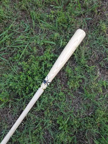 New Custom Sasquatch Bat 33.5/30oz
