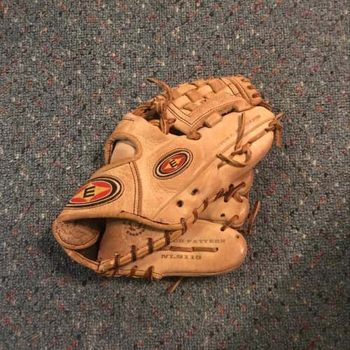 Easton Ultra Lite Series Glove