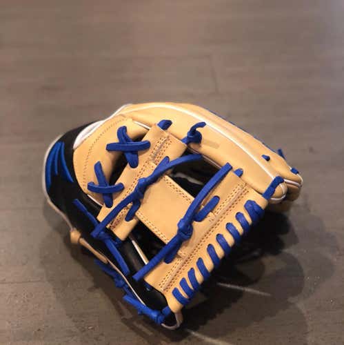 Easton Small Batch No. 9 “Blue Devil” 11.5”