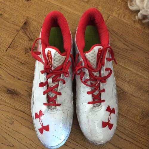 Under Armour Nitro Low Cut Cleats- Men’s 12.5