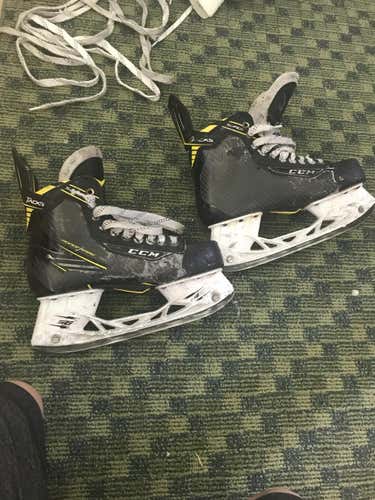 CCM Super Tacks Skates Senior Size 8