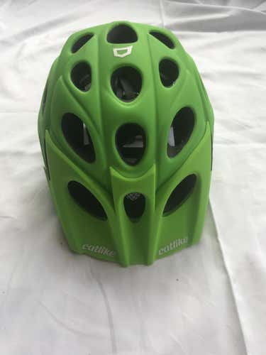 @ToddSlaymaker New  Catlike Cycling Leaf Helmet - Medium 55-57CM + Bellwether Escape Large Shorts