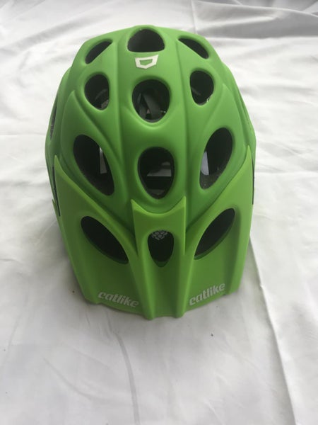 @ToddSlaymaker New Catlike Cycling Leaf Helmet - Medium 55-57CM + Bellwether Escape Large Shorts