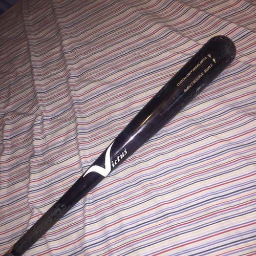 Dustin Pedroia Victus Axe Bat (Maple) Negotiable