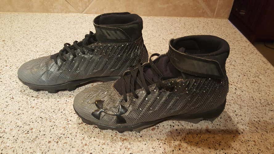 Under Armour Harper RM 2018 Youth Baseball Cleats Size 5.5