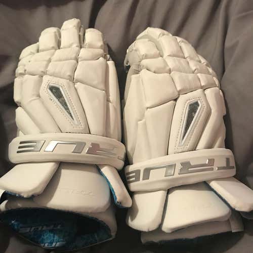 Brand New W/ Tags True Frequency Gloves “13
