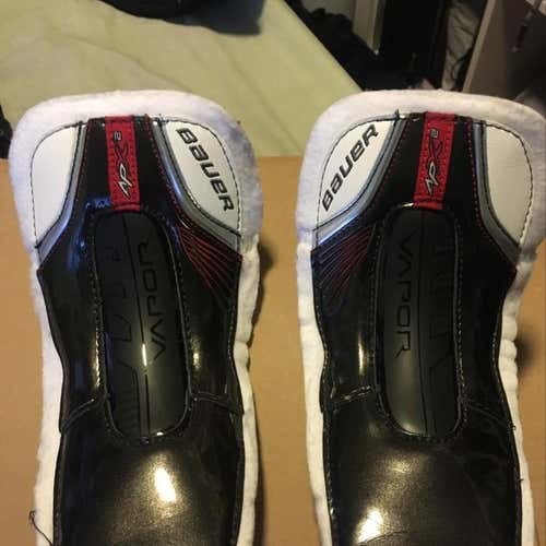 Brand new APX2 Tongues Size 8-9 Rare