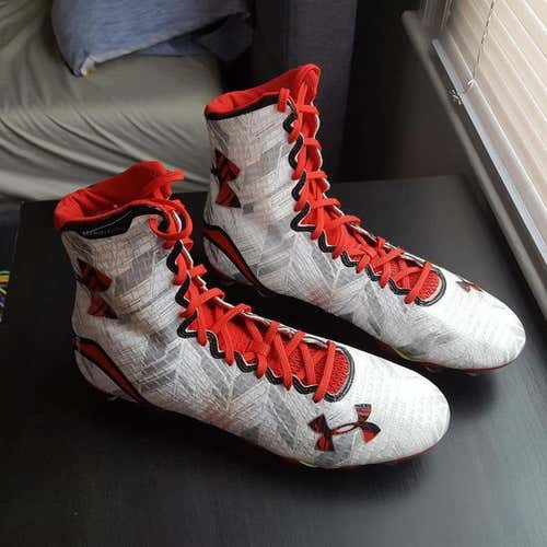 New Under Armour Highlight Cleats White/Red - Size 12